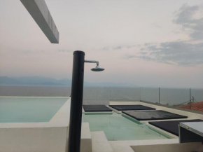 ThalaSEA Apartments